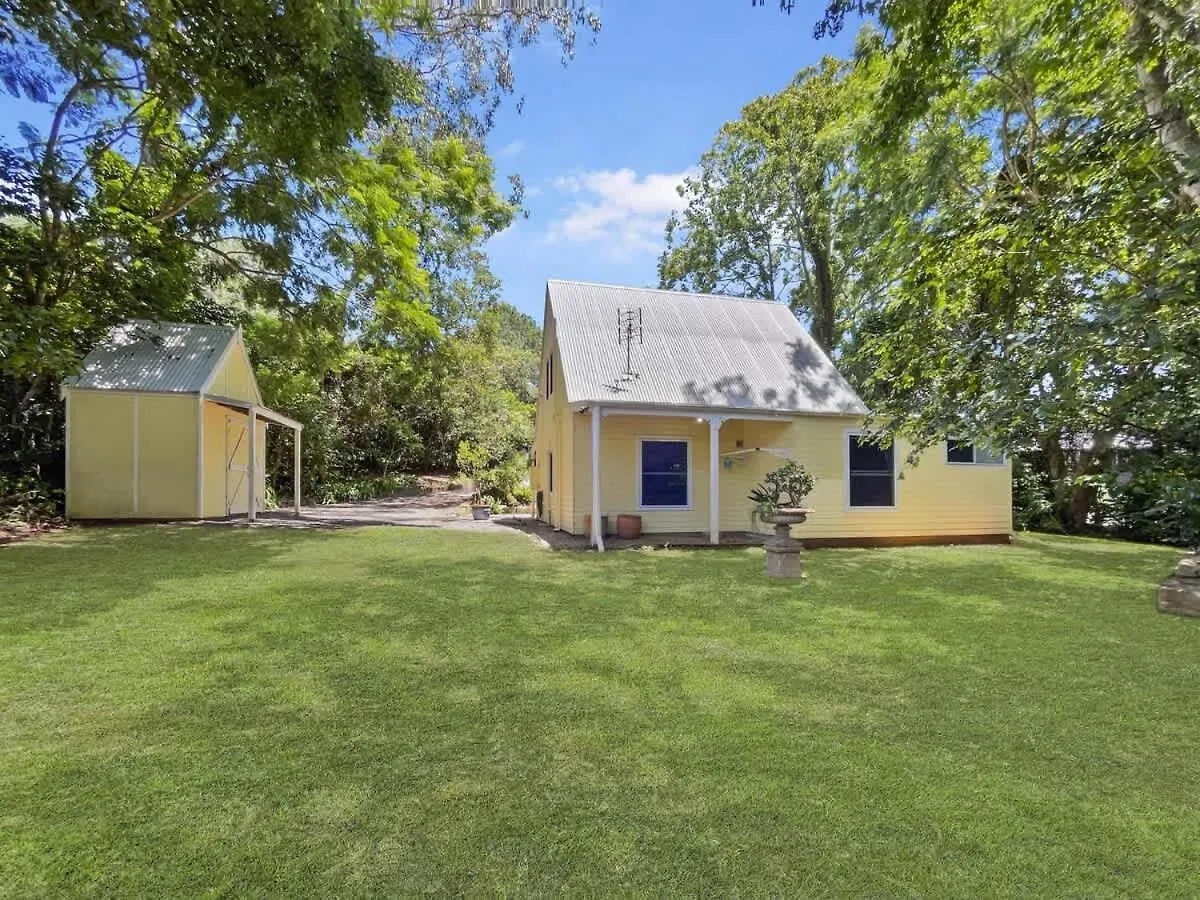 Puddleduck Cottage - Garden Hideaway Near Maleny Balmoral Ridge بيت للعطل