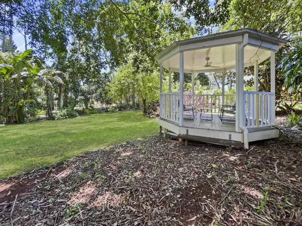 Puddleduck Cottage - Garden Hideaway Near Maleny Balmoral Ridge 0*,  أستراليا